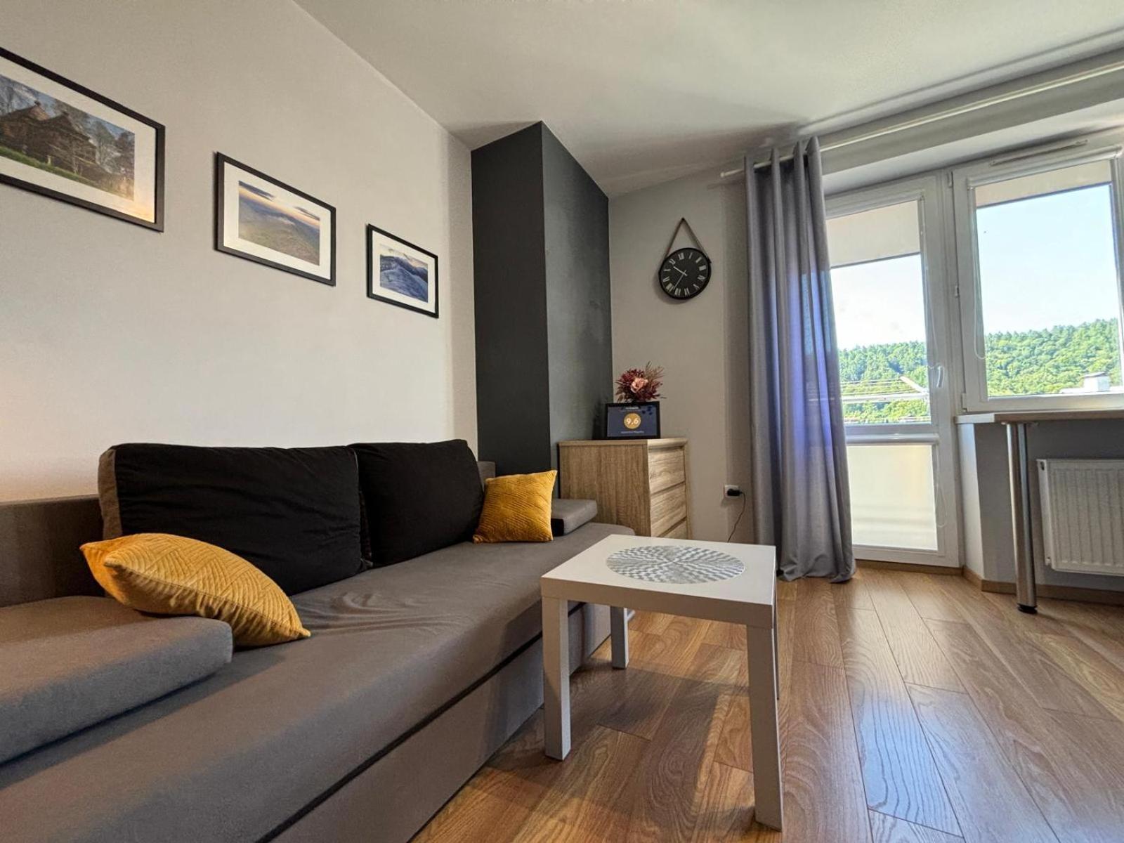 Apartament Wygodny Ustrzyki Dolne Eksteriør billede